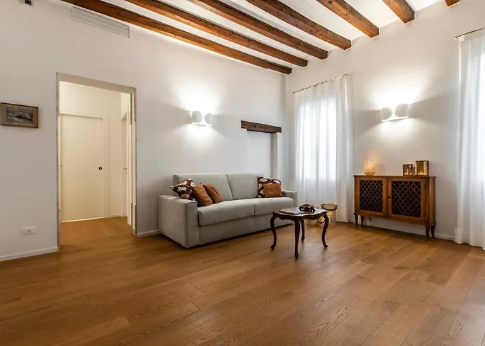 Ca\' Delle Acque Deluxe Apartment R&R