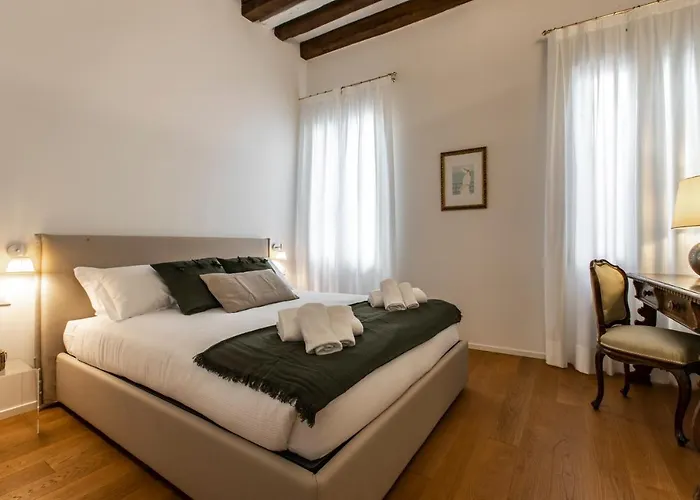 Ca\' Delle Acque Deluxe Apartment R&R